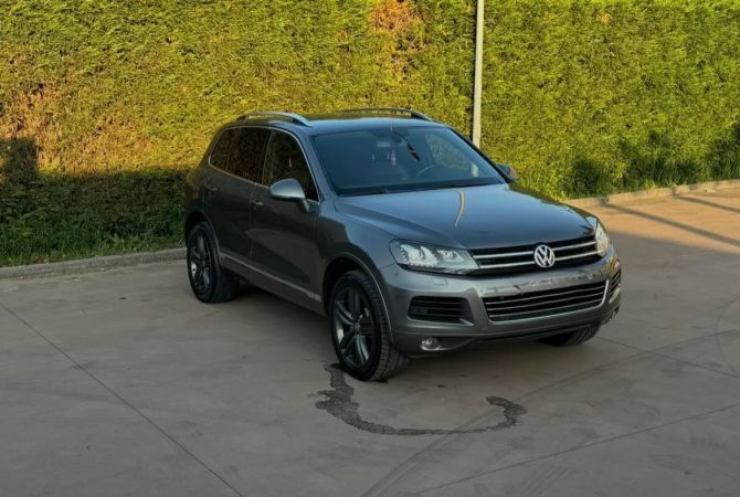 Makina ne shitje ne Tirane, Volkswagen, 2011 Diesel,Kambio Automatik Pagesa 11,500  Euro.