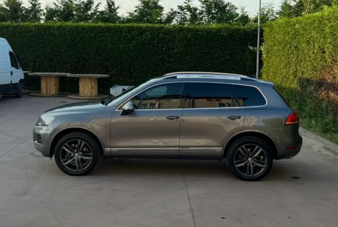 Auto in Vendita a Tirana - 11,500 Euro