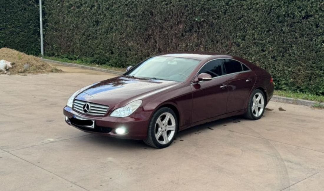 Makina ne shitje ne Tirane, Mercedes-Benz, 2007 Diesel,Kambio Automatik Pagesa 7,500  Euro.