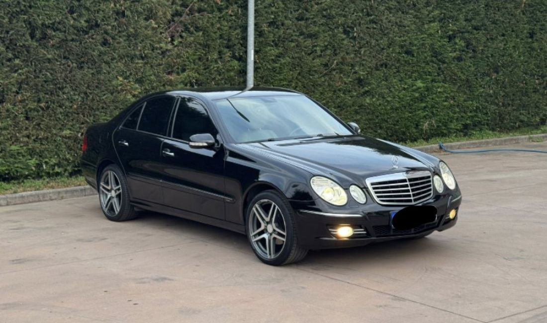 Makina ne shitje ne Tirane, Mercedes-Benz, 2008 Diesel,Kambio Automatik Pagesa 7,200  Euro.