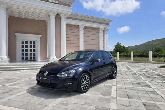 Makina ne shitje ne Tirane, Volkswagen, 2017 Diesel,Kambio Automatik Pagesa 8,900  Euro.