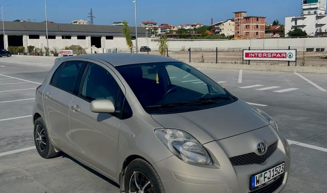Makina ne shitje ne Tirane, Toyota, 2010 Diesel,Kambio Manual Pagesa 4,550  Euro.