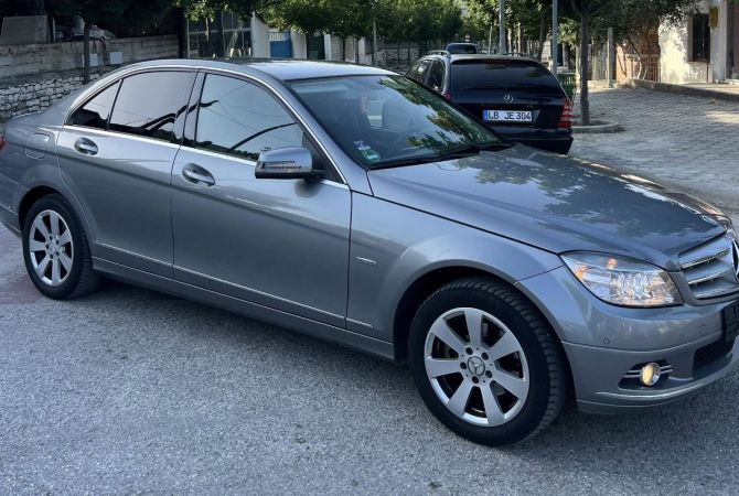 Auto in Vendita a Tirana - 6,300 Euro