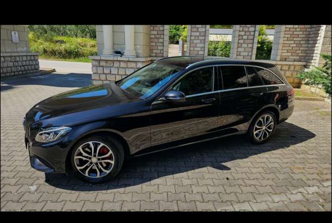 Auto in Vendita a Tirana - 17,950 Euro