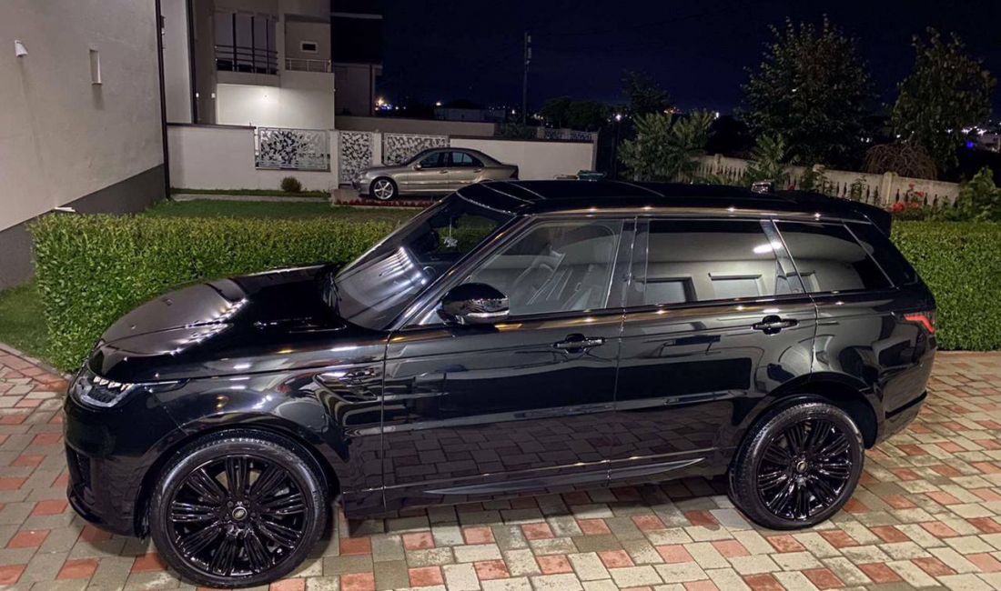 Makina ne shitje ne Tirane, Rover, 2019 Diesel,Kambio Automatik Pagesa 45,000  Euro.