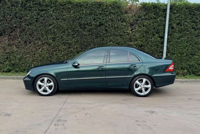 Auto in Vendita a Tirana - 5,200 Euro