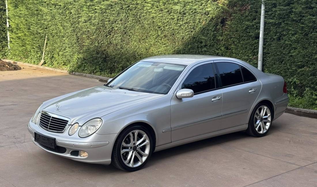 Makina ne shitje ne Tirane, Mercedes-Benz, 2005 gasoline-gas,Kambio Automatik Pagesa 5,600  Euro.