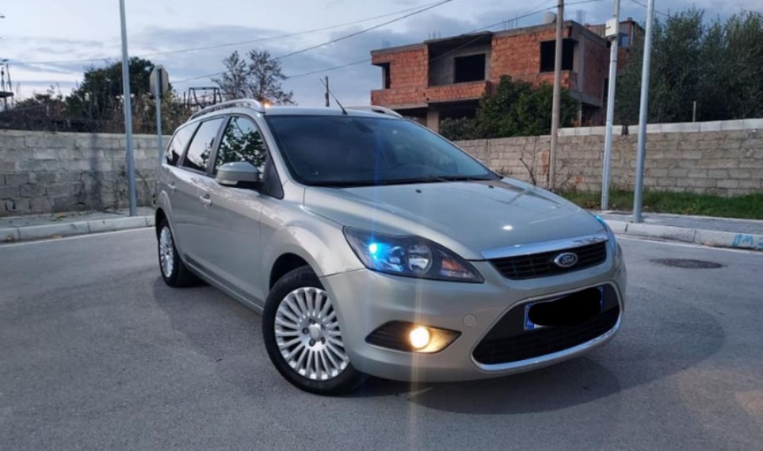 Makina ne shitje ne Tirane, Ford, 2010 gasoline-gas,Kambio Manual Pagesa 4,300  Euro.
