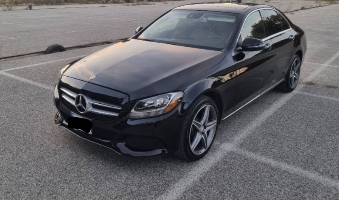 Auto in Vendita a Valona, Mercedes-Benz, 2016 Benzine,Kambio Automatik Pagamento 14,000  Euro.