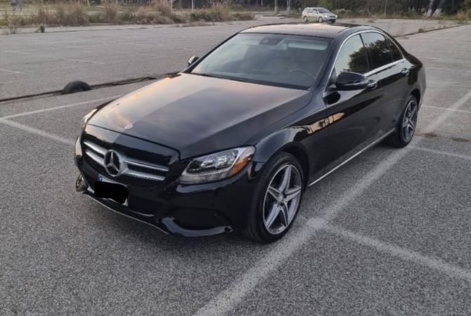 Auto in Vendita a Valona - 14,000 Euro