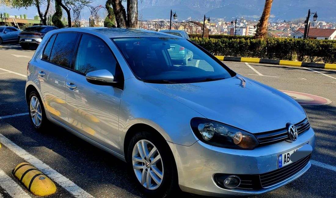 Auto in Vendita a Tirana, Volkswagen, 2010 gasoline-gas,Kambio Automatik Pagamento 4,900  Euro.