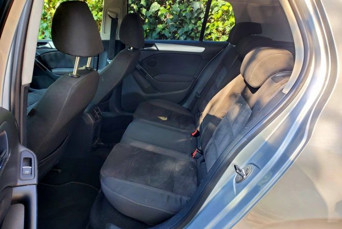 Auto in Vendita a Tirana, Volkswagen, 2010 gasoline-gas,Kambio Automatik Pagamento 4,900  Euro.