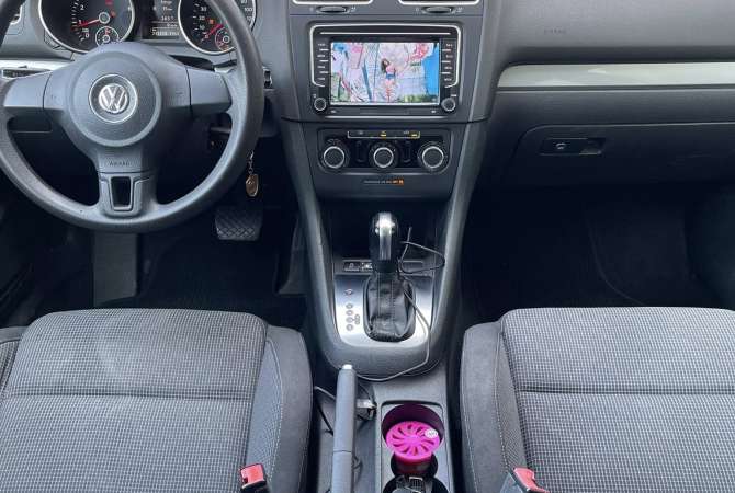 Makina ne shitje ne Tirane, Volkswagen, 2012 gasoline-gas,Kambio Automatik Pagesa 6,900  Euro.