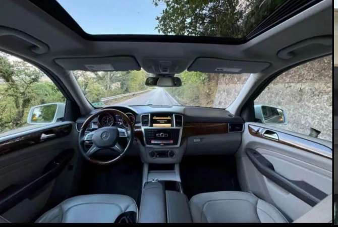 Makina ne shitje ne Tirane, Mercedes-Benz, 2013 Diesel,Kambio Automatik Pagesa 17,500  Euro.