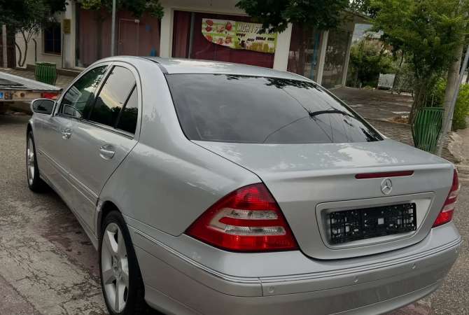 Auto in Vendita a Tirana - 4,700 Euro