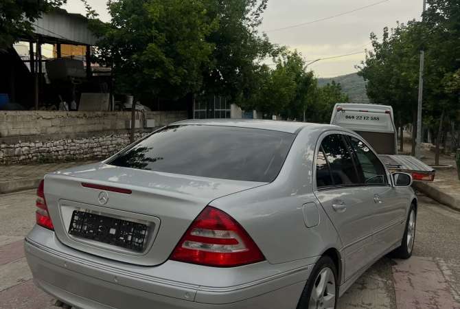 Auto in Vendita a Tirana - 4,700 Euro