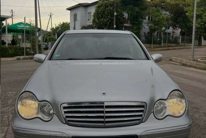 Auto in Vendita a Tirana - 4,700 Euro