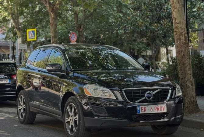Auto in Vendita a Tirana - 8,700 Euro