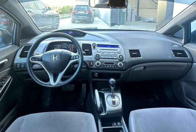 Makina ne shitje ne Tirane, Honda, 2008 Benzine,Kambio Automatik Pagesa 4,300  Euro.