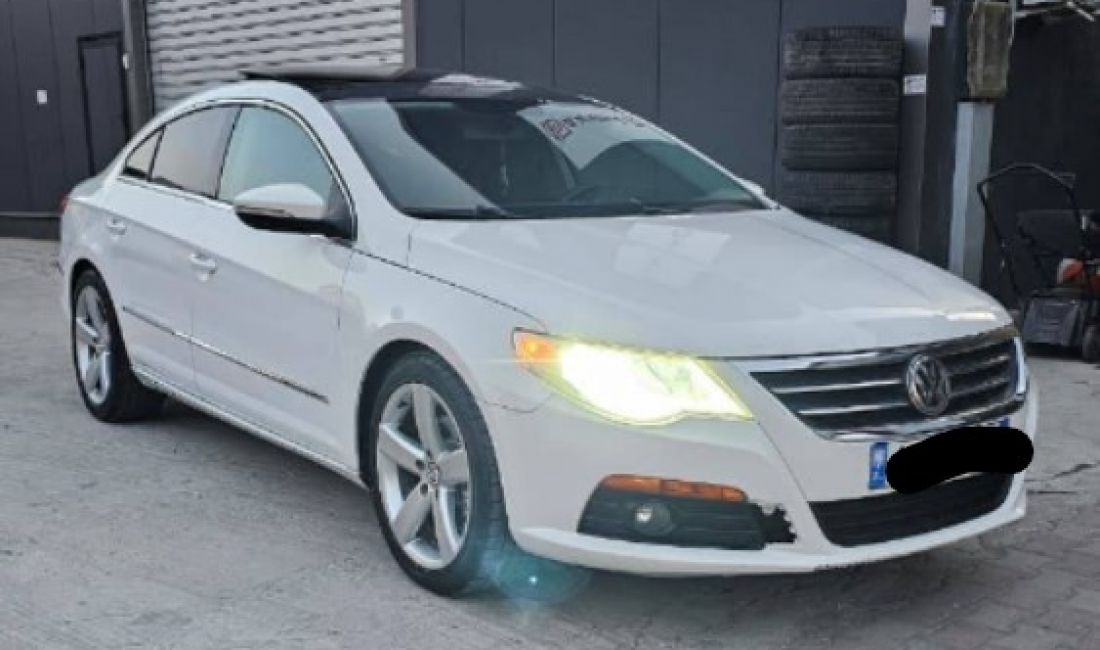 Makina ne shitje ne Tirane, Volkswagen, 2011 gasoline-gas,Kambio Automatik Pagesa 5,700  Euro.