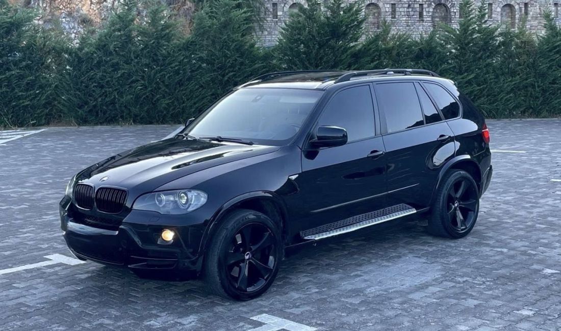 Makina ne shitje ne Tirane, BMW, 2008 Diesel,Kambio Automatik Pagesa 5,700  Euro.