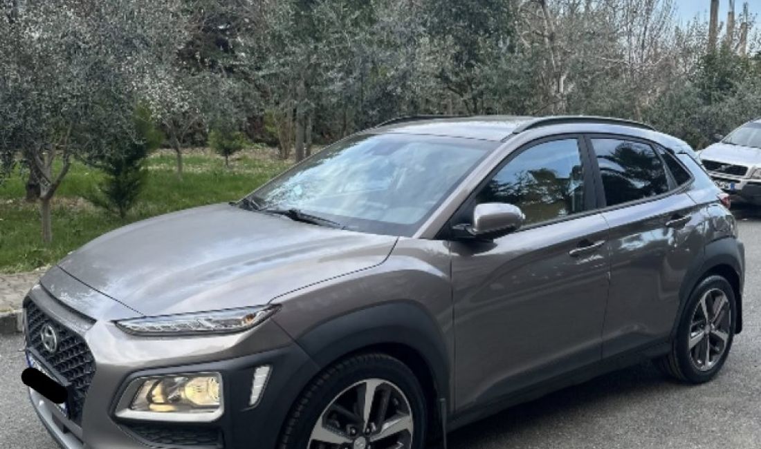 Makina ne shitje ne Tirane, Hyundai, 2018 Diesel,Kambio Automatik Pagesa 12,500  Euro.