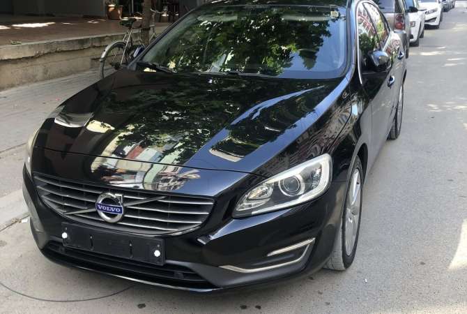 Makina ne shitje ne Tirane, Volvo, 2015 Diesel,Kambio Automatik Pagesa 10,000  Euro.