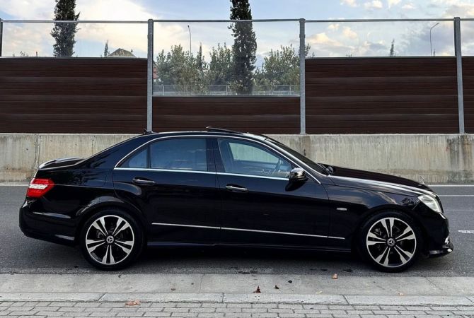 Auto in Vendita a Tirana - 9,000 Euro