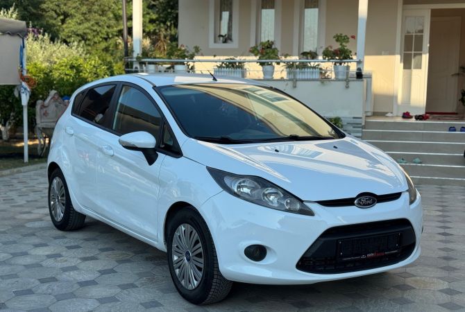 Auto in Vendita a Tirana - 3,200 Euro