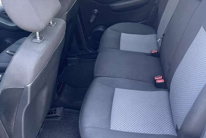 Auto in Vendita a Tirana - 2,900 Euro