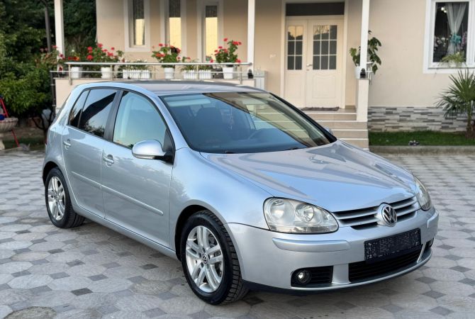 Auto in Vendita a Tirana - 3,900 Euro