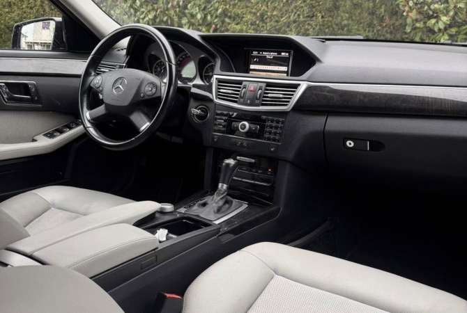 Auto in Vendita a Tirana - 8,500 Euro