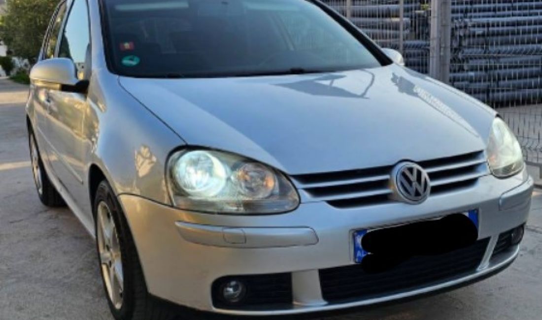 Auto in Vendita a Tirana, Volkswagen, 2006 gasoline-gas,Kambio Manual Pagamento 3,500  Euro.