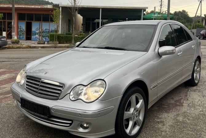 Auto in Vendita a Tirana - 4,600 Euro