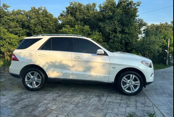 Makina ne shitje ne Tirane - 17,500 Euro