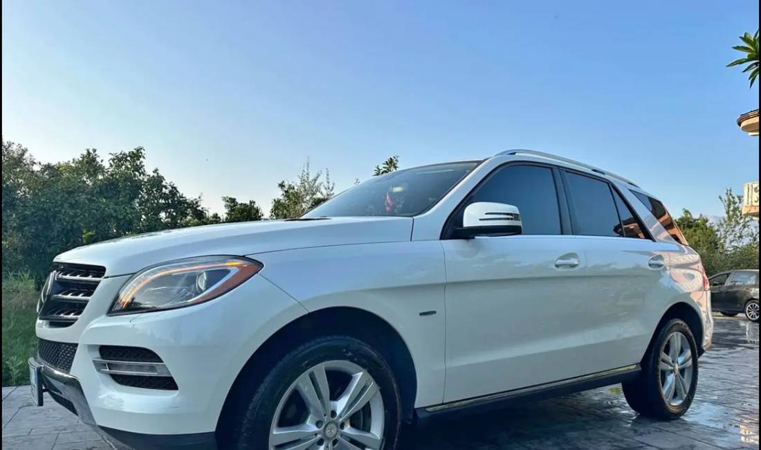 Makina ne shitje ne Tirane, Mercedes-Benz, 2013 Diesel,Kambio Automatik Pagesa 17,500  Euro.