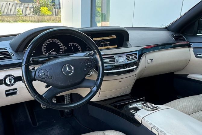 Auto in Vendita a Tirana, Mercedes-Benz, 2010 Diesel,Kambio Automatik Pagamento 9,500  Euro.