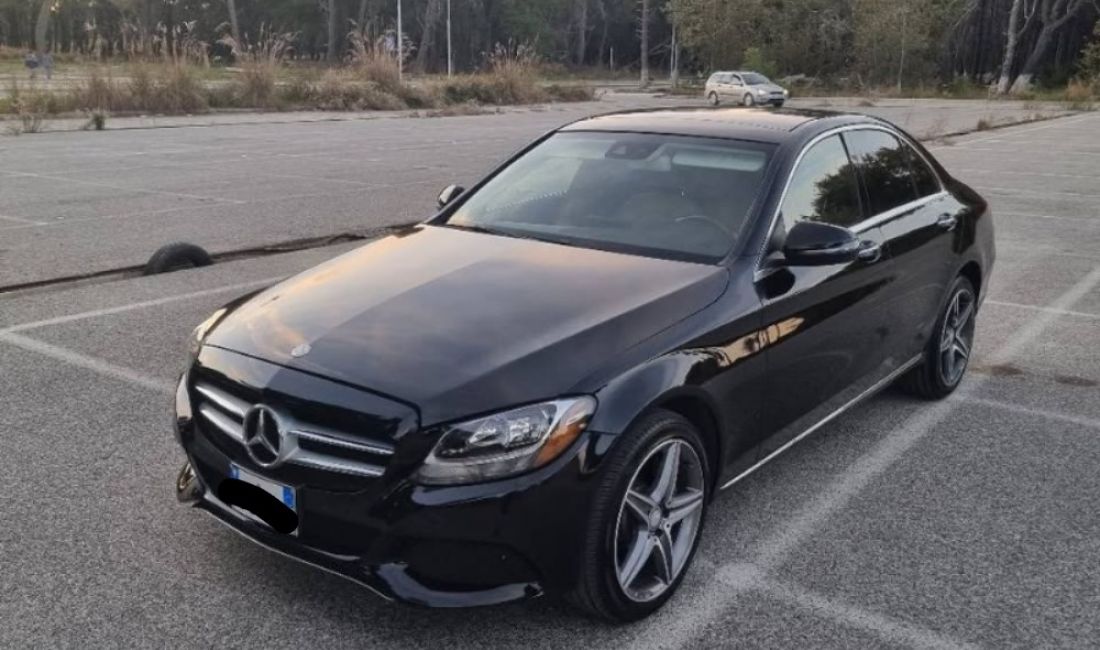 Auto in Vendita a Valona, Mercedes-Benz, 2016 Benzine,Kambio Automatik Pagamento 14,000  Euro.