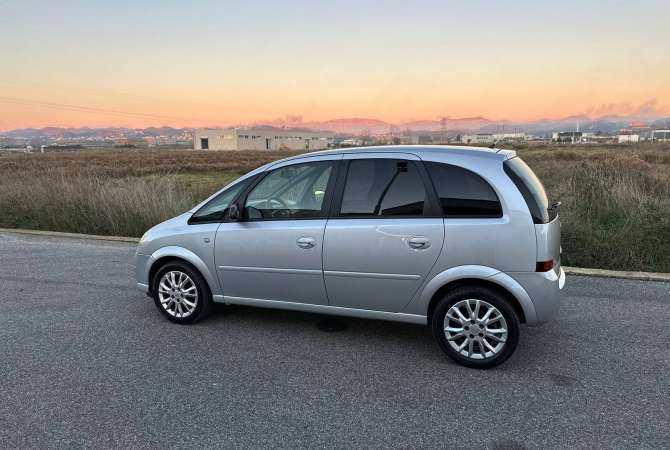 Auto in Vendita a Tirana - 3,000 Euro