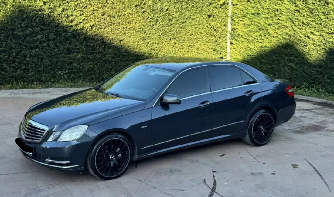 Auto in Vendita a Tirana, Mercedes-Benz, 2012 Diesel,Kambio Automatik Pagamento 9,500  Euro.