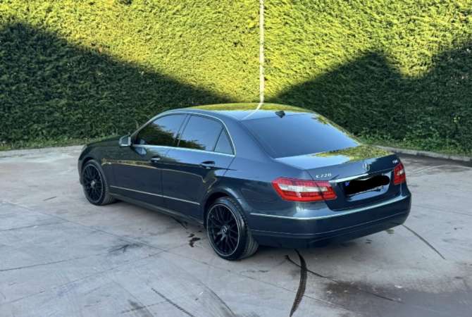 Auto in Vendita a Tirana, Mercedes-Benz, 2012 Diesel,Kambio Automatik Pagamento 9,500  Euro.