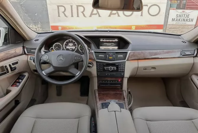 Auto in Vendita a Tirana - 10,900 Euro