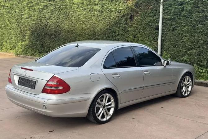 Auto in Vendita a Tirana - 5,200 Euro