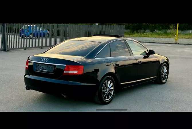 Auto in Vendita a Tirana - 4,700 Euro