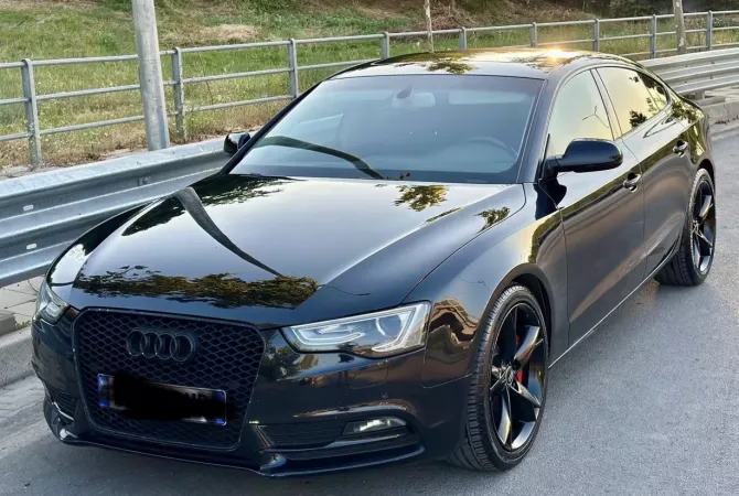 Auto in Vendita a Tirana - 9,999 Euro