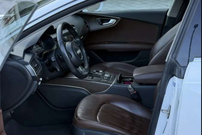 Auto in Vendita a Tirana - 13,400 Euro