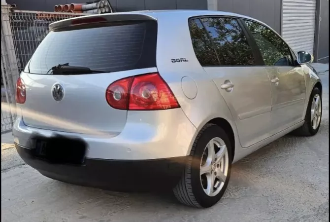 Auto in Vendita a Tirana - 3,500 Euro