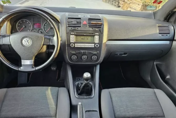 Auto in Vendita a Tirana - 3,500 Euro