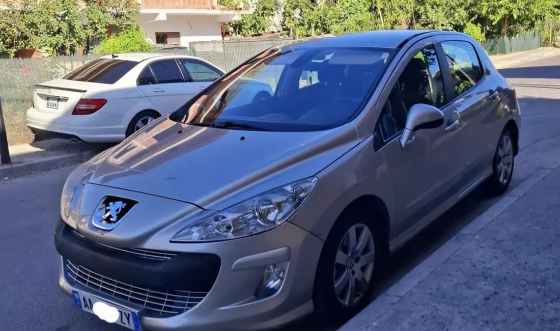Auto in Vendita a Tirana, Peugeot, 2008 Diesel,Kambio Automatik Pagamento 2,600  Euro.