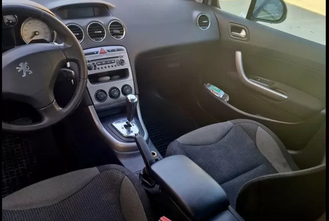 Auto in Vendita a Tirana, Peugeot, 2008 Diesel,Kambio Automatik Pagamento 2,600  Euro.